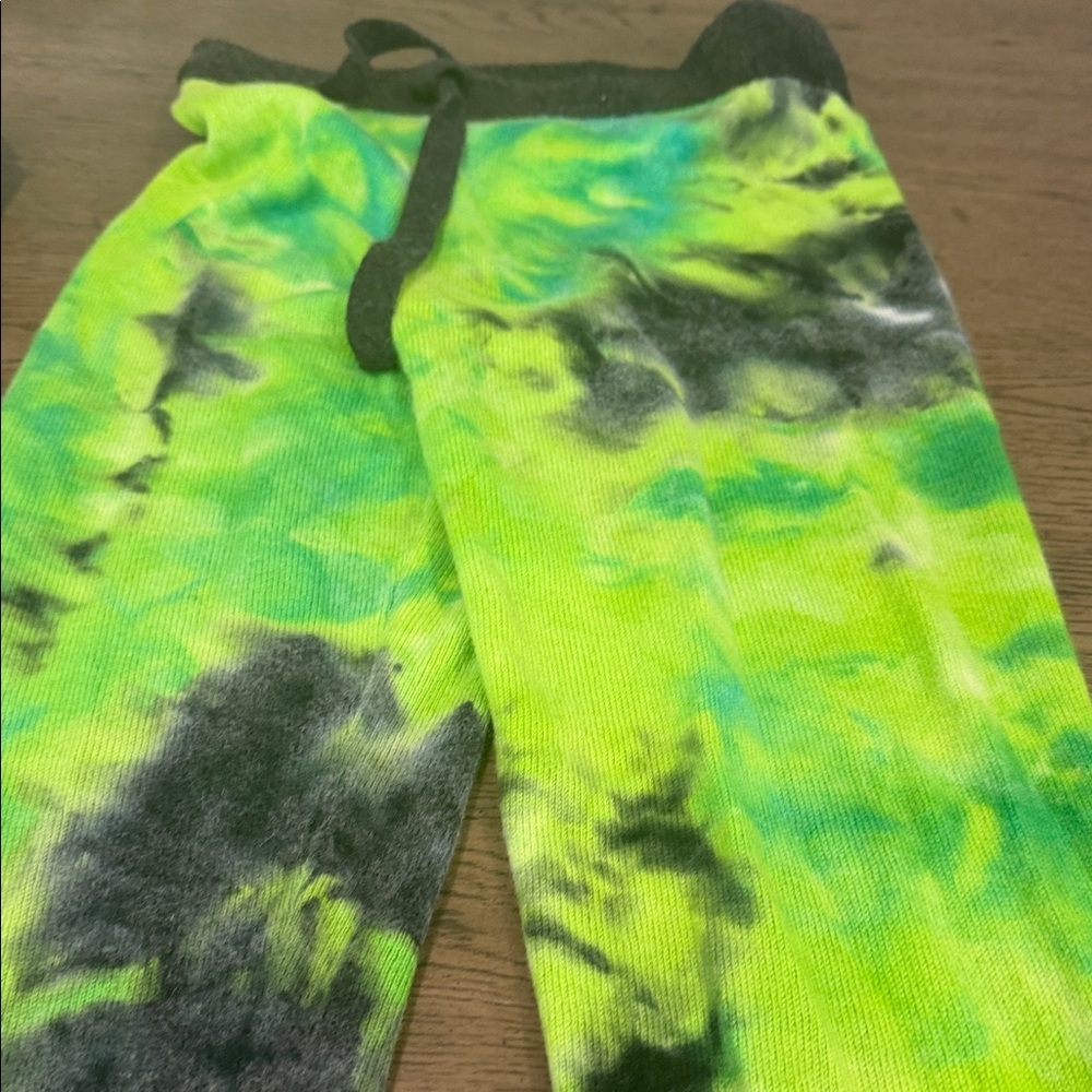 SCOTT & SCOTT LONDON Neon Green and Black Joggers